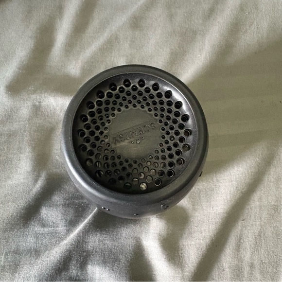 Scentsy Air Go in black 9 pods Included - Picture 4 of 8